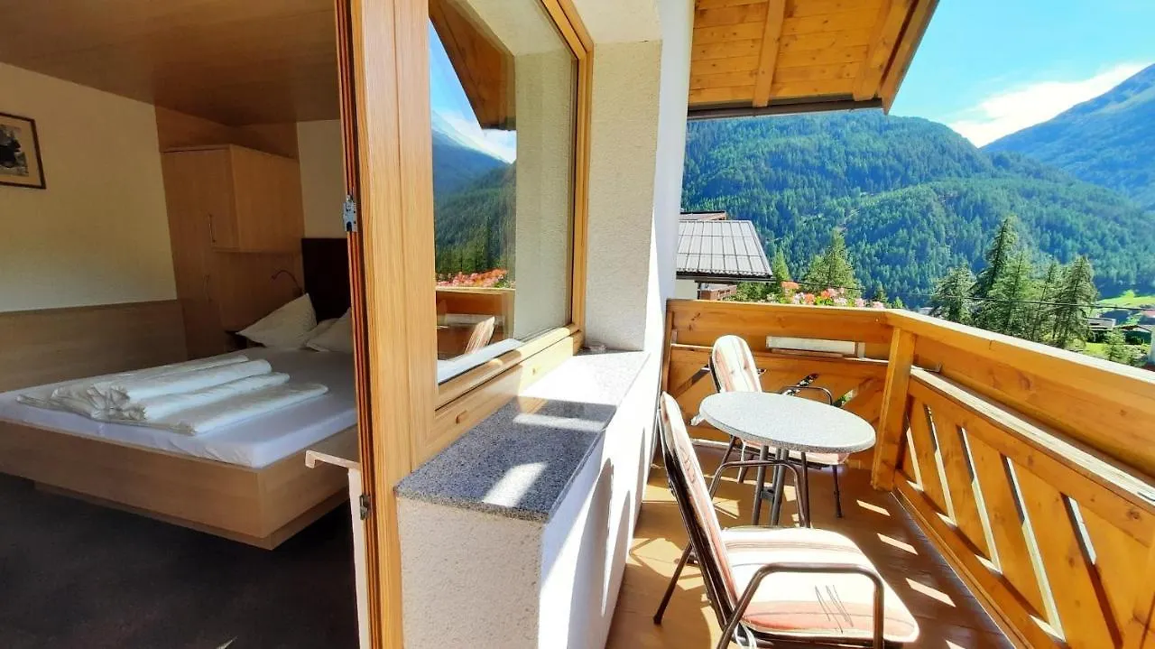 Frühstückspension Rehwinkl Sölden